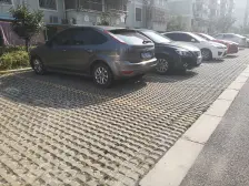 小户阁楼,精装修自住,房东诚心出售,价格可谈