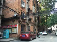 北京东路575号二建宿舍 南北通透,采光好 装修好,环镜优美 近地铁 视野好,诚心出售