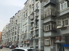 海特花园西区3室1厅东西