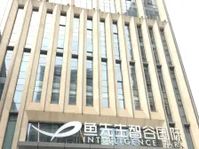 一门一户精装的,房子温馨,大户型,诚心出售。