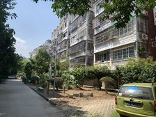 楼层好 采光充足 小区环境优美 出行方便 配套设施齐全