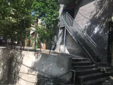 南坪商圈精装两房,出行方便,楼层合适