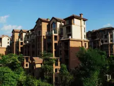 洋房片区 住家安静 出入方便 近龙湖万达