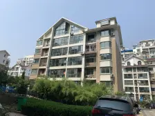 河滨路旁 精装修上下四层 带四个卫生间