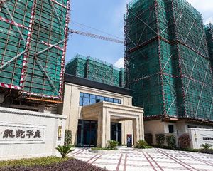 万泰·龙乾府 3室2厅 南