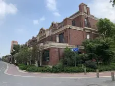 新闵别墅区金地三期叠加别墅,装修自住,方便看诚意出