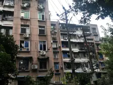 南坪商圈双轻轨 户型方正 采光好 天台岗 安心出售