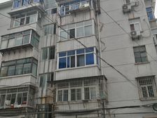 一楼的房子配套设施齐全交通便利
