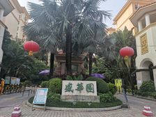 此房是顶楼复式,视野开阔没有遮挡,满五年,产权清晰