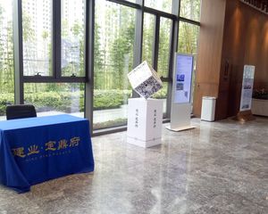 新上好房!次新小区,人车分流,满五唯一,精装