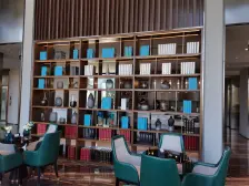 龙洲湾三甲医院旁边,横厅大四房,户型方正,安心卖