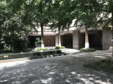 加州新牌坊 中渝山顶道壹号三房148万