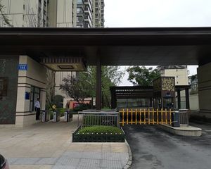 首开龙湖紫宸香颂2室1厅东南