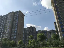 位置安静,采光好,视野好,诚心出售