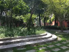 惊!近地铁南北通,精装修拎包住,一梯两户,中间位置