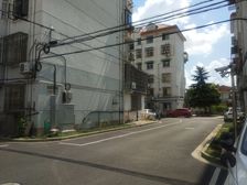 地铁口+华夏西校+中间位置+中间楼层