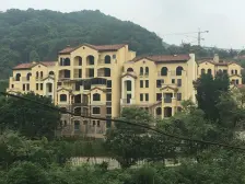 纯别墅小区,坐山望水,环境优美