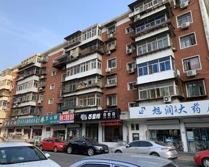 户型方正,业主诚意出售,采光好无浪费面积,交通便利