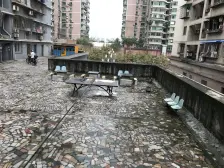 杨家坪 建业大厦二房96万