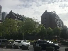 龙头寺 华宇天宫花城A区三房166万