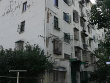 小区出房少,沿河而建,南北通透户型好,配套齐全成熟