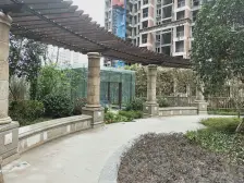 次新小区+近轻轨+近万达+朝东朝向好+住家舒适小区