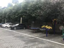 汽博边上汇祥幸福里商铺,彩光通透,