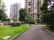 次新品质小区 紧凑3房 看小区中庭 几面不临马路安静