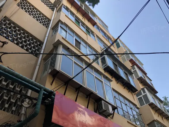经六路市中段宿舍