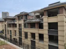 照母山成熟区域,头排看湖,带电梯3+2结构联排别墅