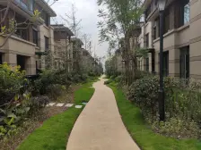 照母山 象屿两江御府四房315万