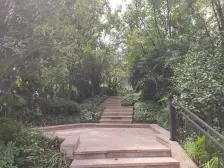 照母山 象屿两江望府六房720万