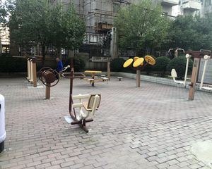 采光充足,视野好,交通便利出行