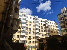 哈工大一室一厅富华156看房方便二楼南北通透86年