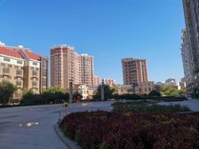 运华电梯复式近地铁三号线近江边公园早夜市