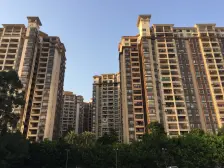 中楼层 望花园 精装修 家私电器齐全