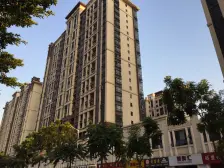 四房南向户型 2梯三户 十几顶楼 小区舒适 低密度