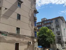 宝城一村 有菜场 出行方便 老装修 户型好