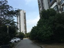 品院大花园 大面积边套临河资源 位置