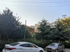 郑东新区上叠别墅,普通住宅价位,院内可停车