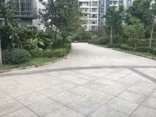大学城标准三室 业主自住装修 楼层适中 出行方便