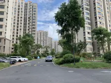 一手动迁沿河景观房小区环境好诚心出售