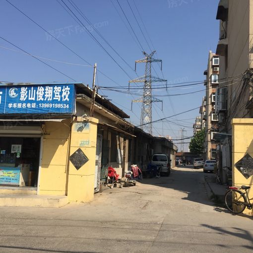 济微路炼油厂宿舍2室2厅1卫南北朝向1100.00元/月出租