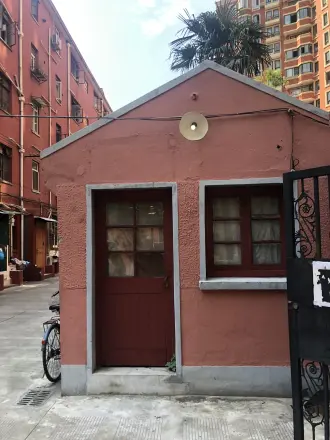 建国西路233弄小区