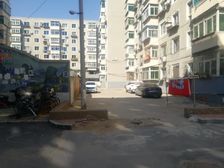保工地铁口,通透两室,采光嘎嘎好,有钥匙