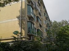 带露台,带车位,近地铁,产权清晰现场实勘采光好