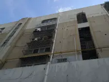 精装修三房,单价低,位置优越,业主诚心出售