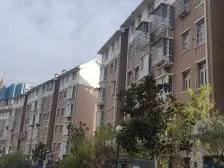 青岚嘉园 南北通透,采光好 装修好,环镜优美 周边匹套完善,,出行方便