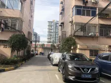 岚灵小区TD200米,精品一室户,满5年,诚意出售,价好谈