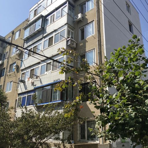 凌海小区3室1厅1卫南北朝向1700.00元/月出租